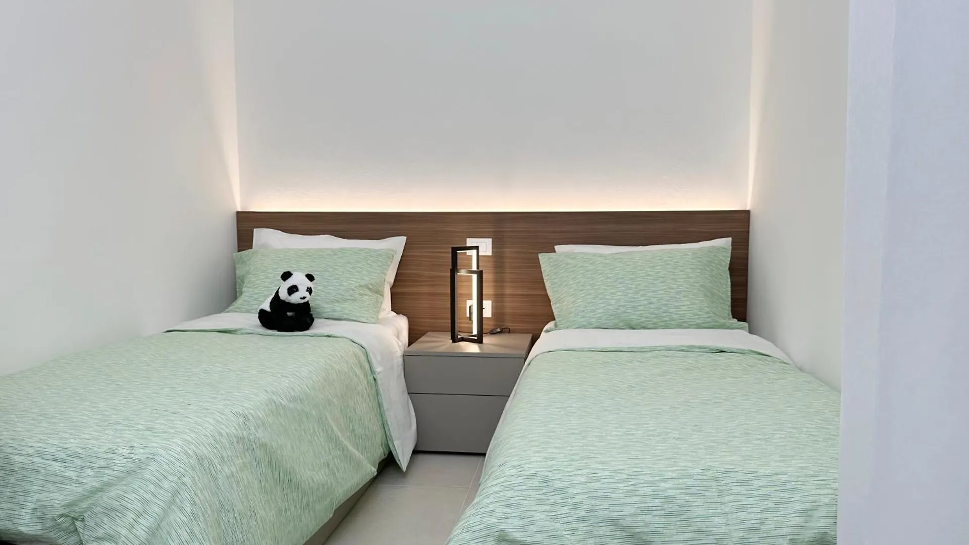 Garda Modern Living - Town Center Apartment Desenzano del Garda